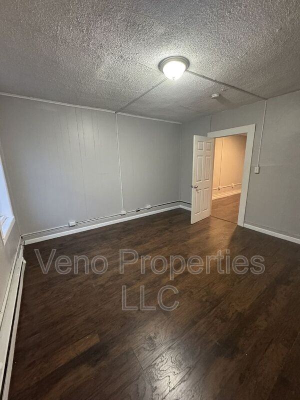 1 Cataract St #2 - Photo 6 of 7