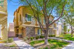 163 W Tremaine Ct - Photo 1 of 1