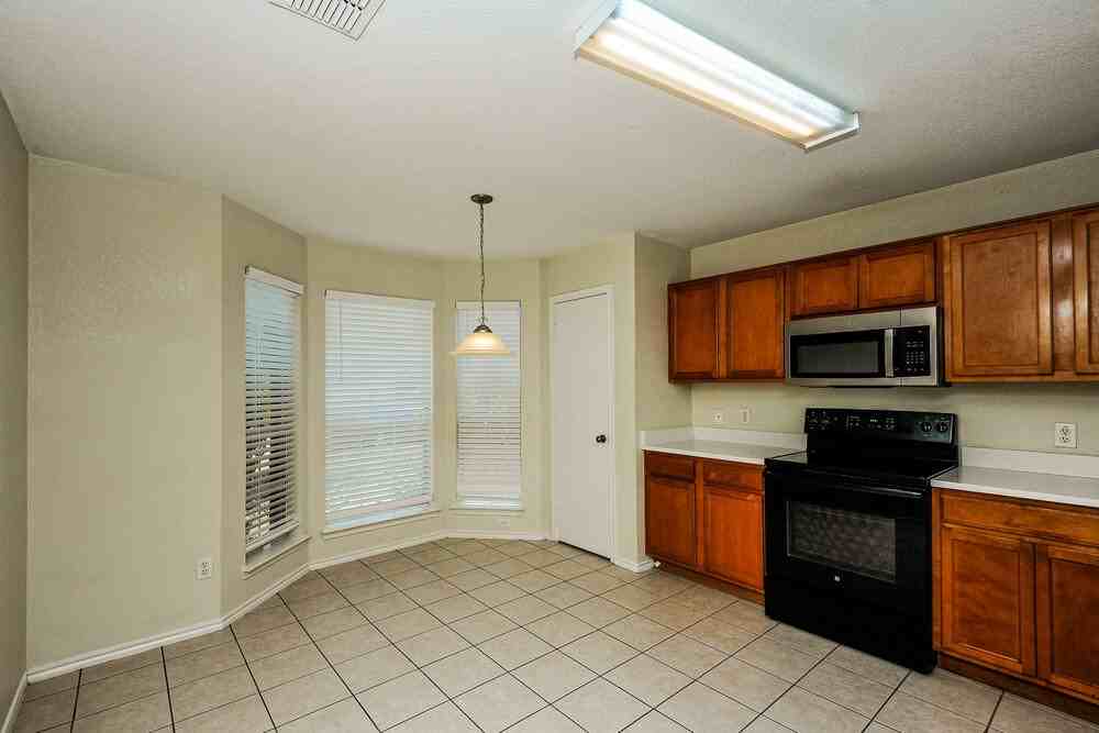 3416 Saint Vincent Rd - Photo 7 of 17