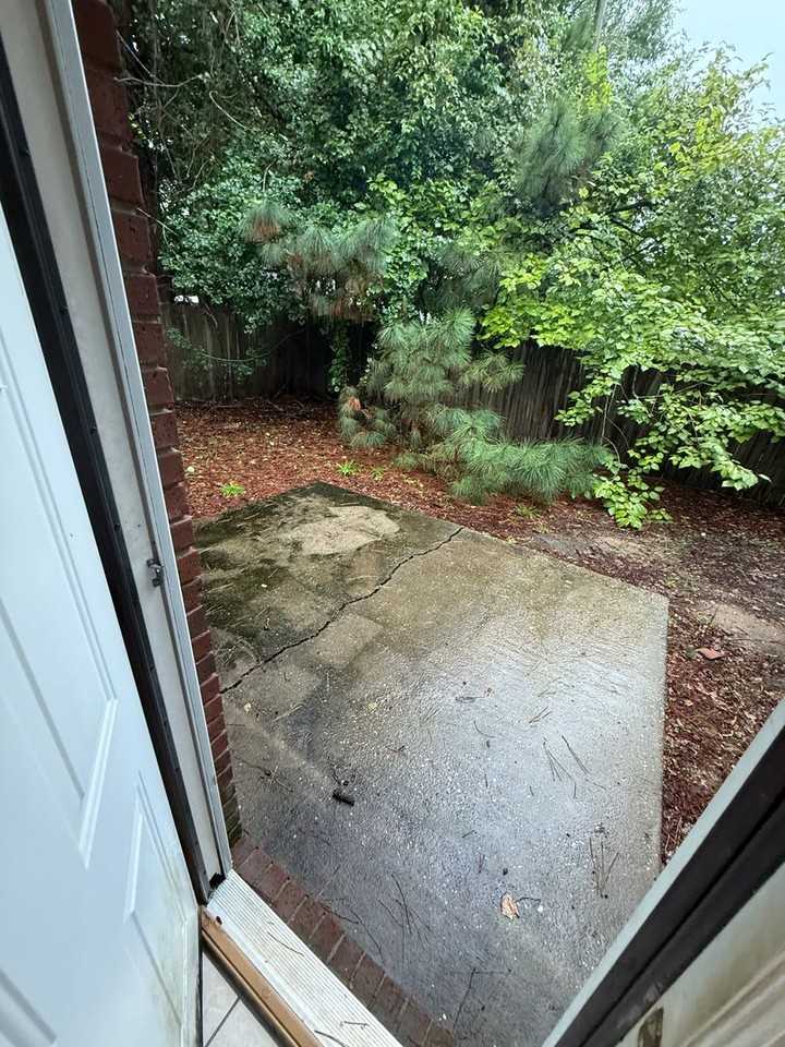 110 Chapel Dr - Photo 6 of 7