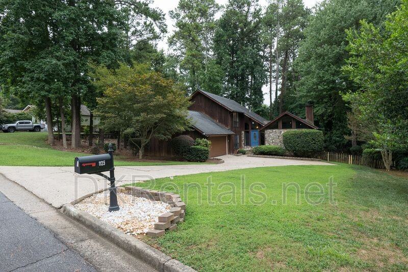 1125 Trailmore Dr - Photo 2 of 33