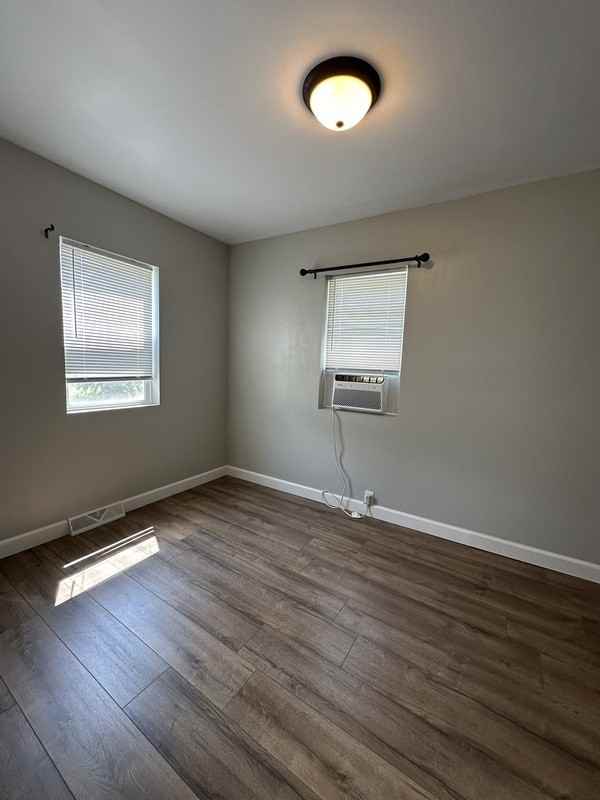 1212 20th Ave Sw - Photo 6 of 23