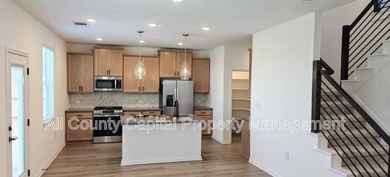 1417 Purple Martin Dr - Photo 4 of 25