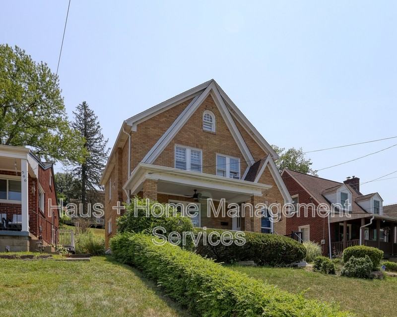 544 James St - Photo 3 of 37
