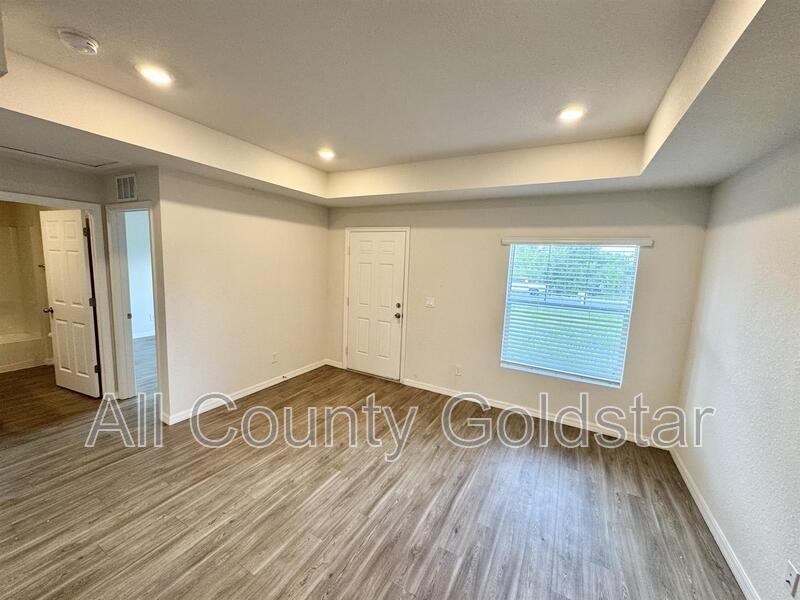 11178 Kimberly Ave - Photo 4 of 9