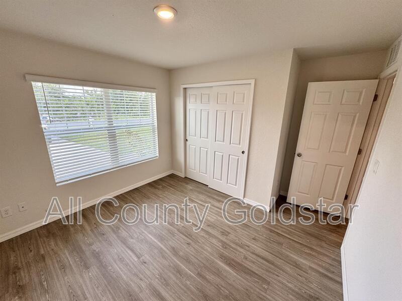 11178 Kimberly Ave - Photo 6 of 9