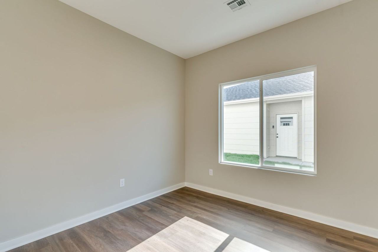 2136 Melody Court - Photo 7 of 15