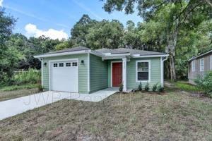 featured image of 2335 Broadway Avenue