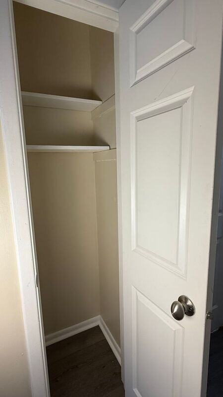 3935 Oregon Ave N - Photo 7 of 17