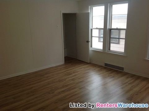 1014 Clara Ave - Photo 3 of 10