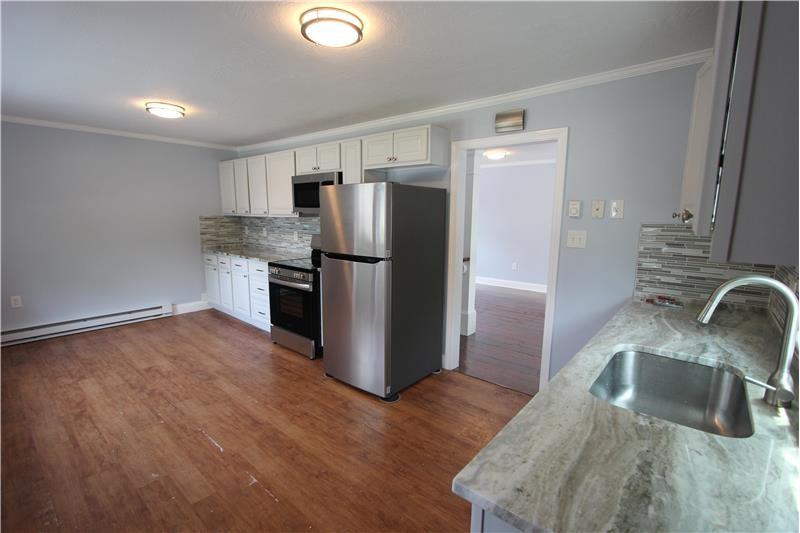 126A Washington St #A - Photo 3 of 32
