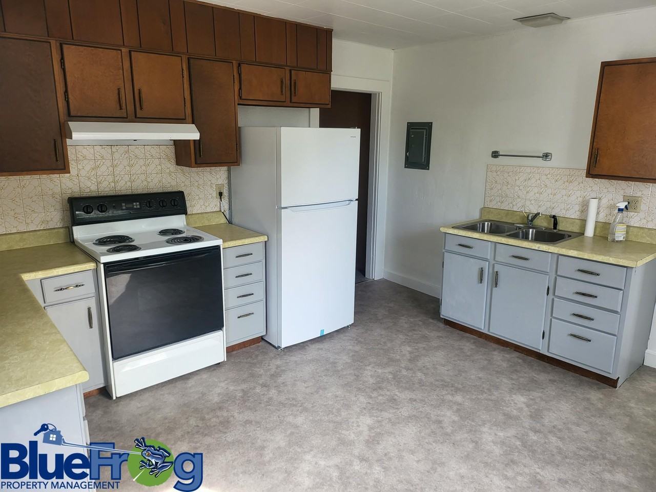 929 Jackson St. - Photo 2 of 9