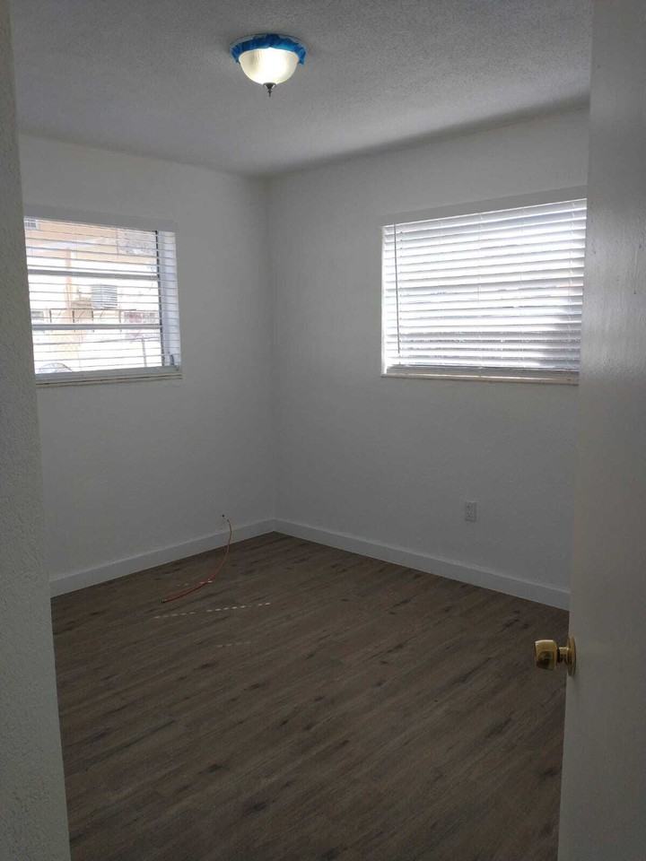 Buena Ventura Investments, LLC - Photo 5 of 14