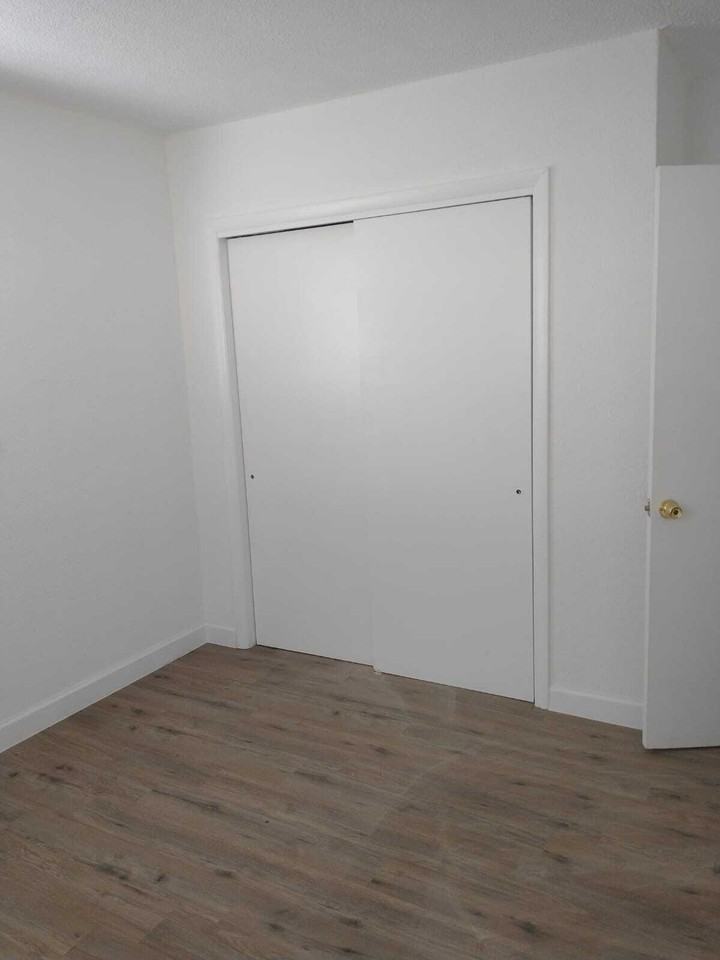 Buena Ventura Investments, LLC - Photo 6 of 14