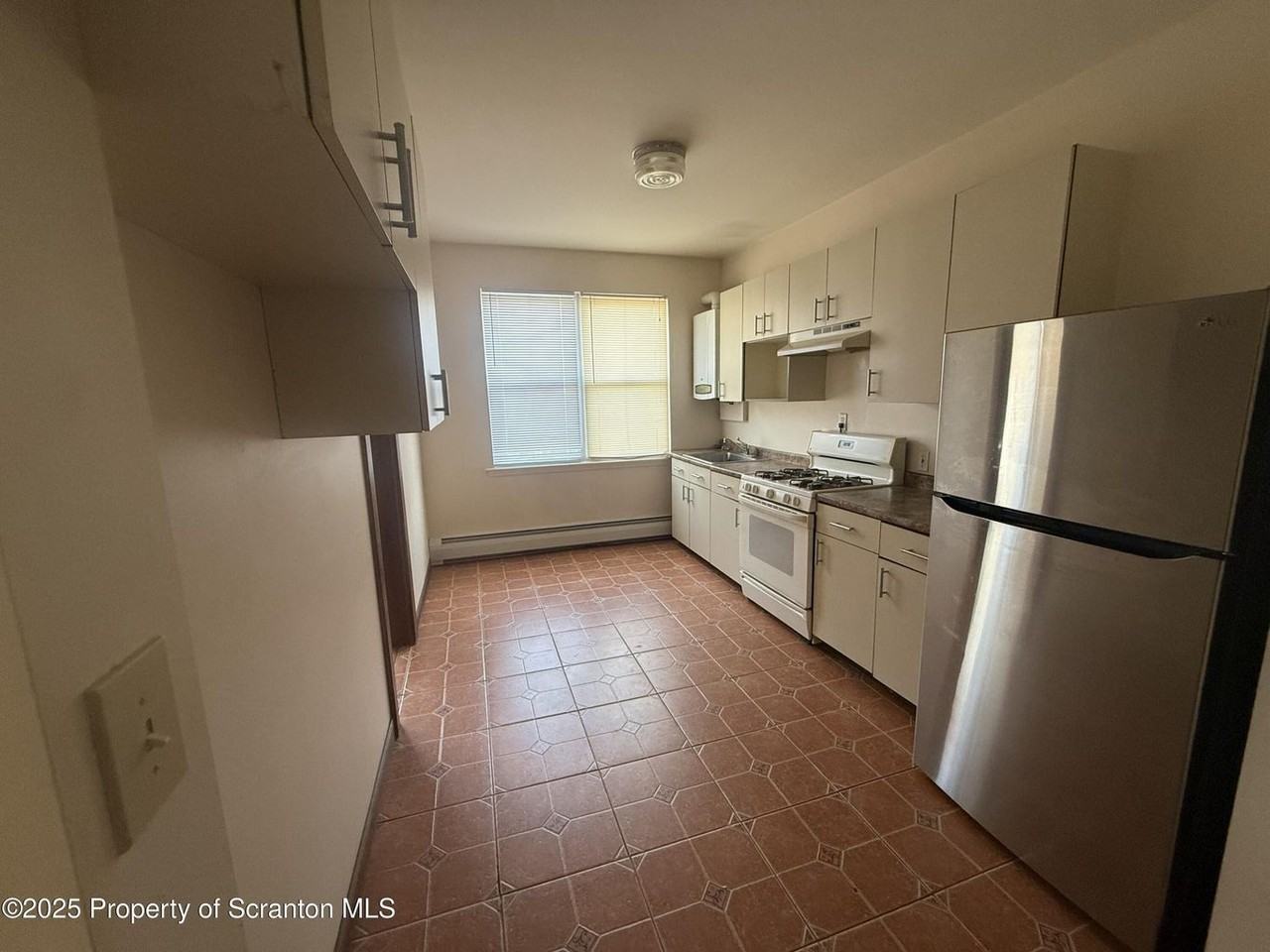 486 Hazle Street - Photo 3 of 5