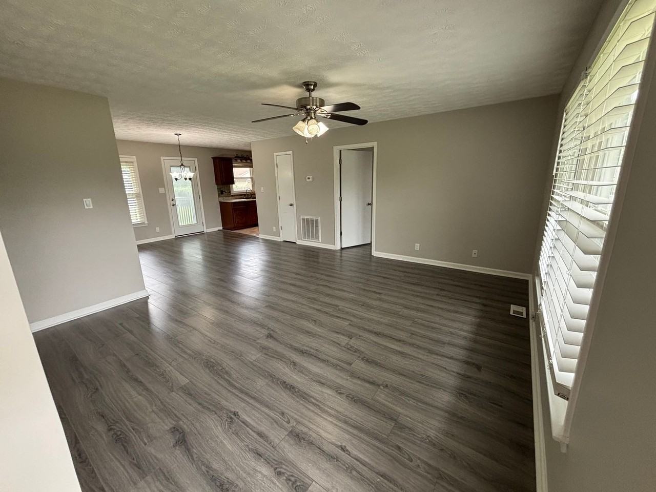 1055 Tolliver Way - Photo 2 of 19