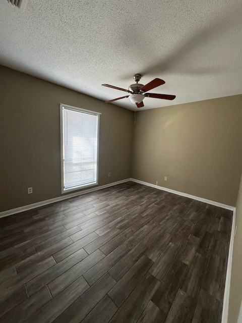 638 Mosswood Lane - Photo 3 of 7