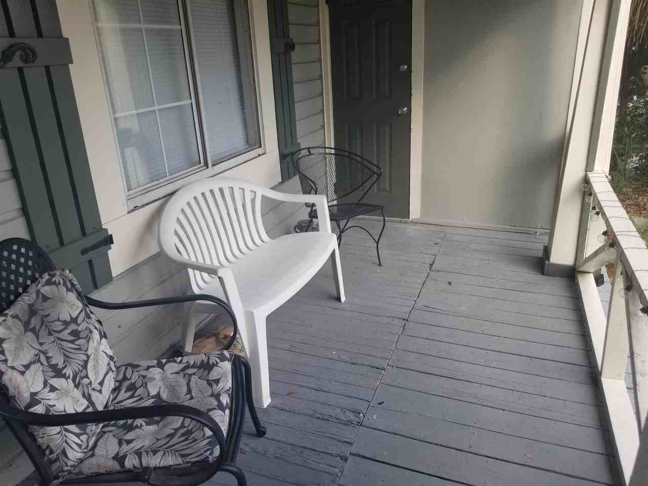 317 East Tarpon Avenue - Photo 3 of 25