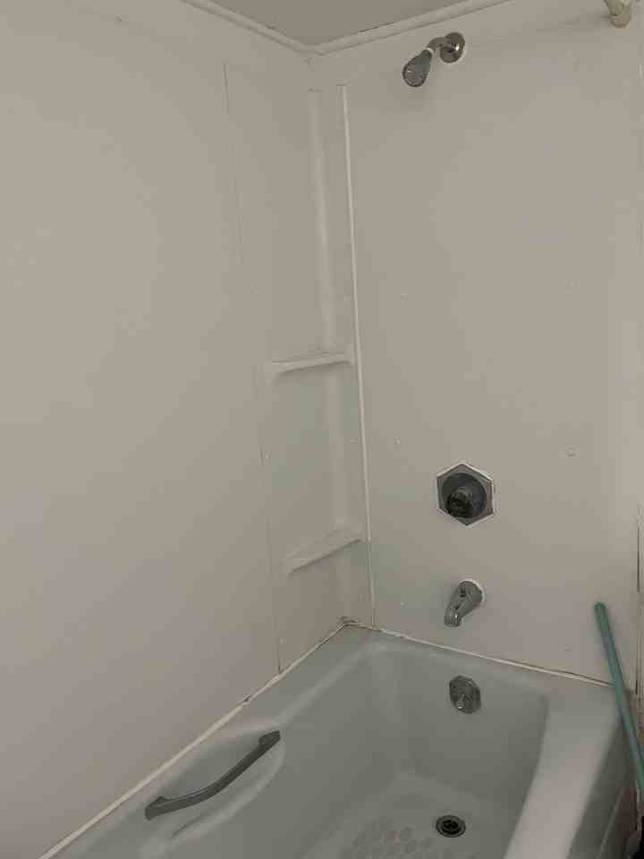 807 S 6th Ave. W - Photo 2 of 41