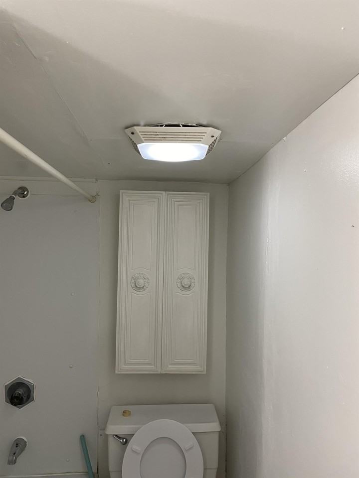 807 S 6th Ave. W - Photo 3 of 41