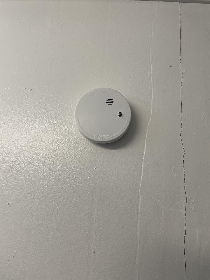 807 S 6th Ave. W - Photo 4 of 41