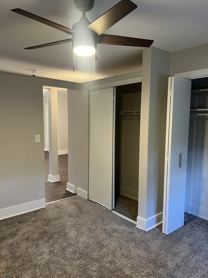 1050 North Adams Road - Photo 6 of 15