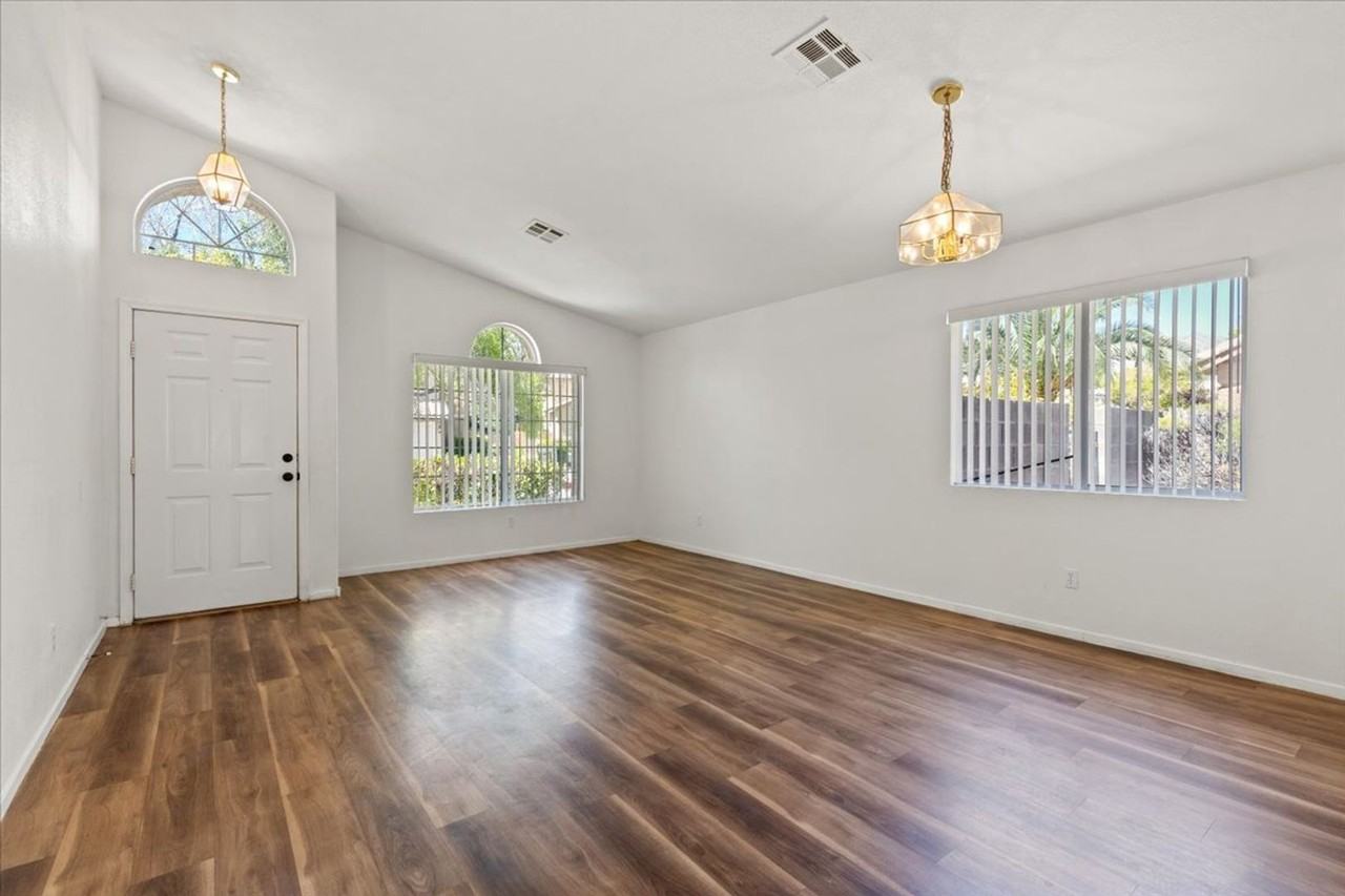 2124 Starline Meadow Pl - Photo 3 of 20