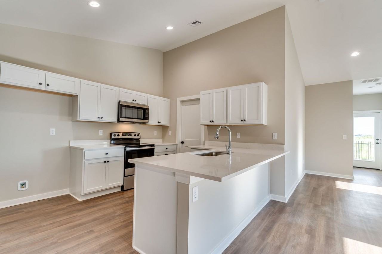 15450 W Josephine Ct - Photo 3 of 14