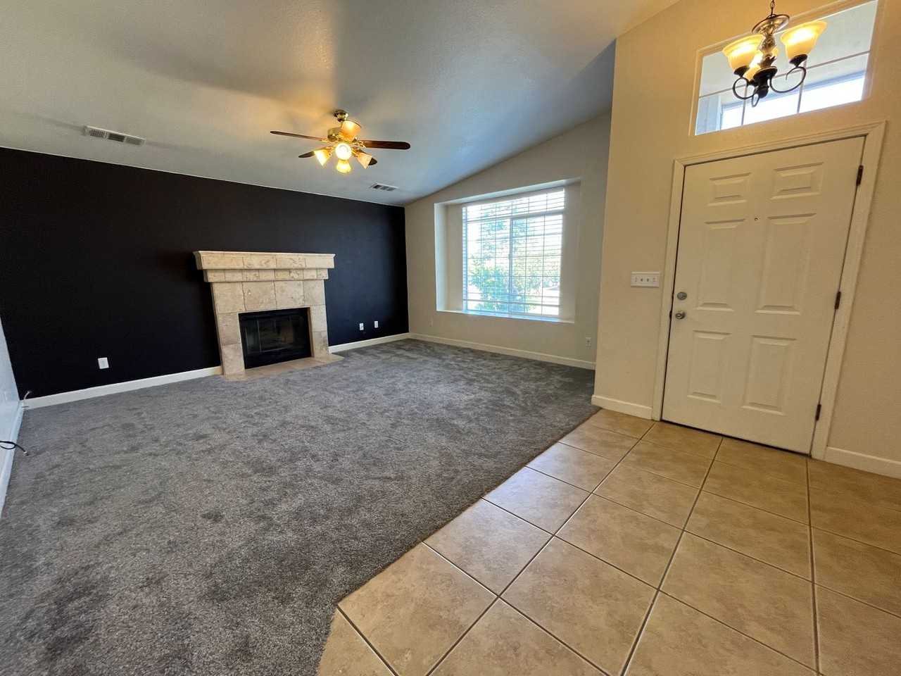 595 S Cottage St - Photo 2 of 16