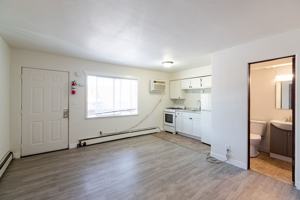 featured image of 135 8th St S