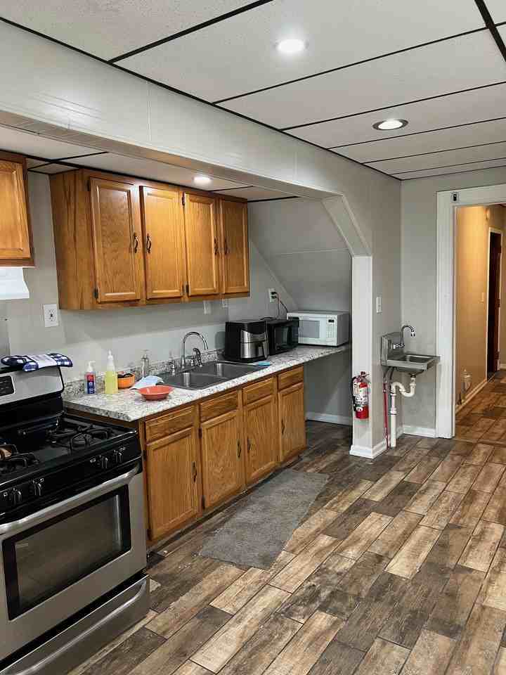 Michigan Ave & W Grand Blvd ##6 - Photo 5 of 7