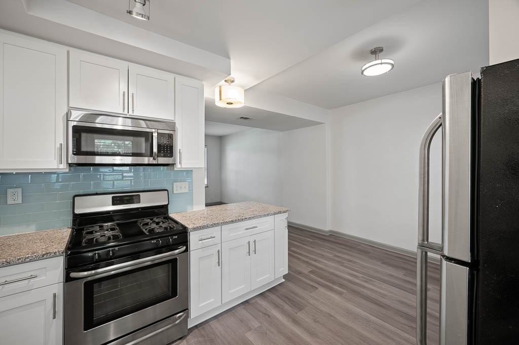 CoHo Apartments - Photo 4 of 41