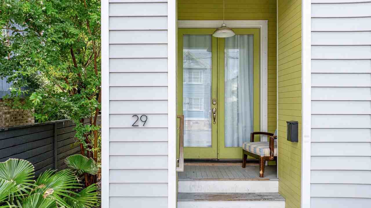 29 Hanover St - Photo 2 of 38