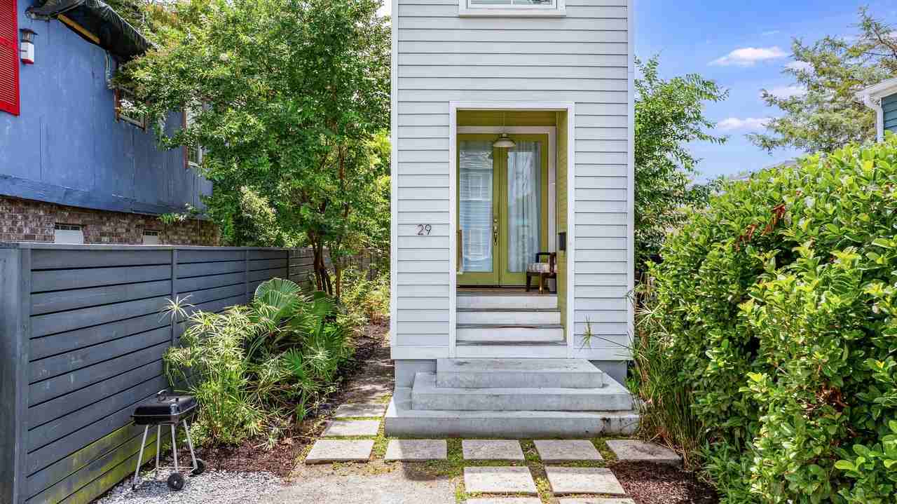 29 Hanover St - Photo 3 of 38