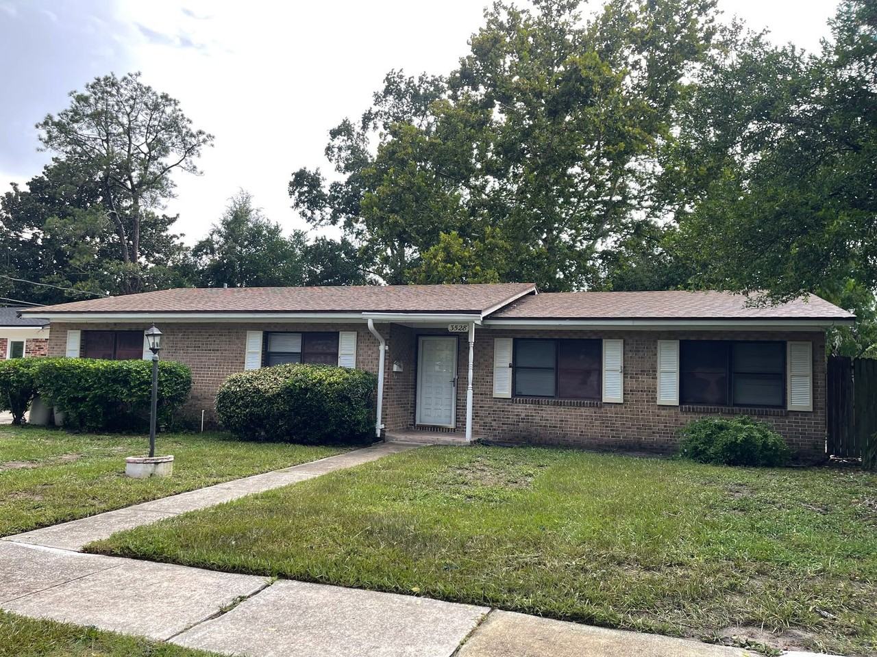 3528 Jacona Dr - Photo 2 of 27