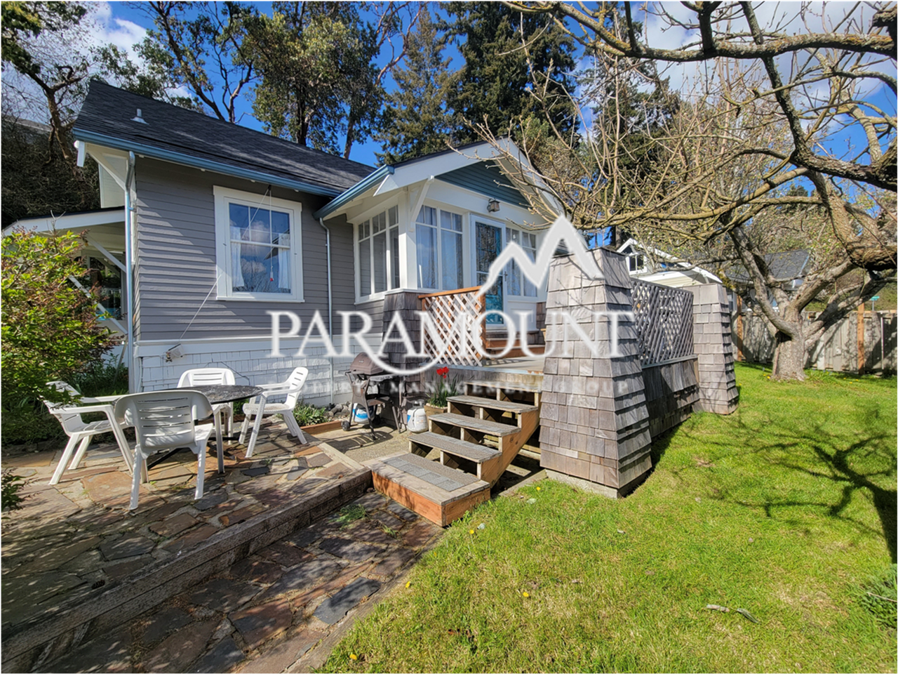 1555 Charleston Beach Rd W - Photo 2 of 16