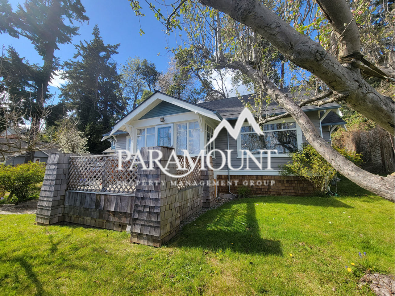 1555 Charleston Beach Rd W - Photo 3 of 16