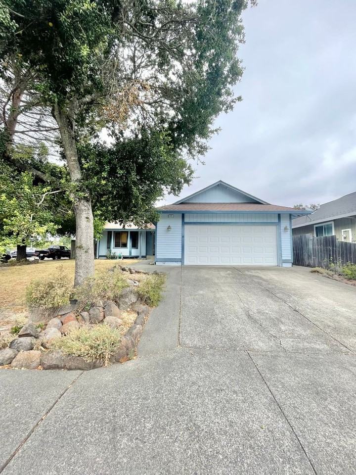 413 Duncan Dr - Photo 2 of 22