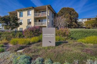 8 Admiral Dr #422 - Photo 1 of 1