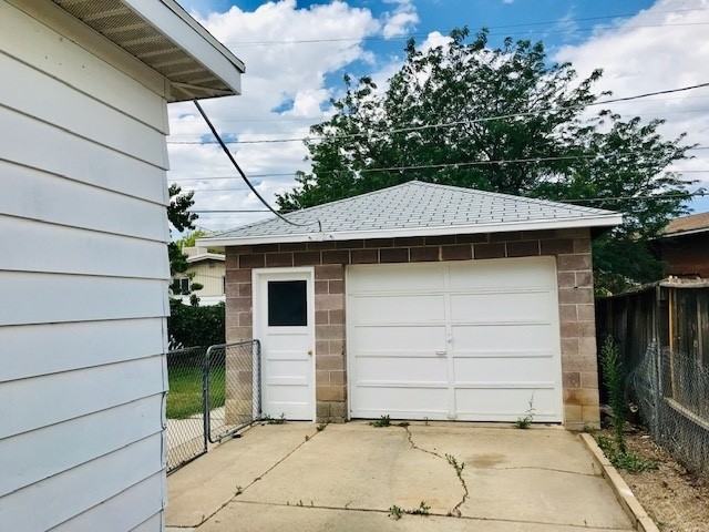 2537 N 350 W - Photo 3 of 7