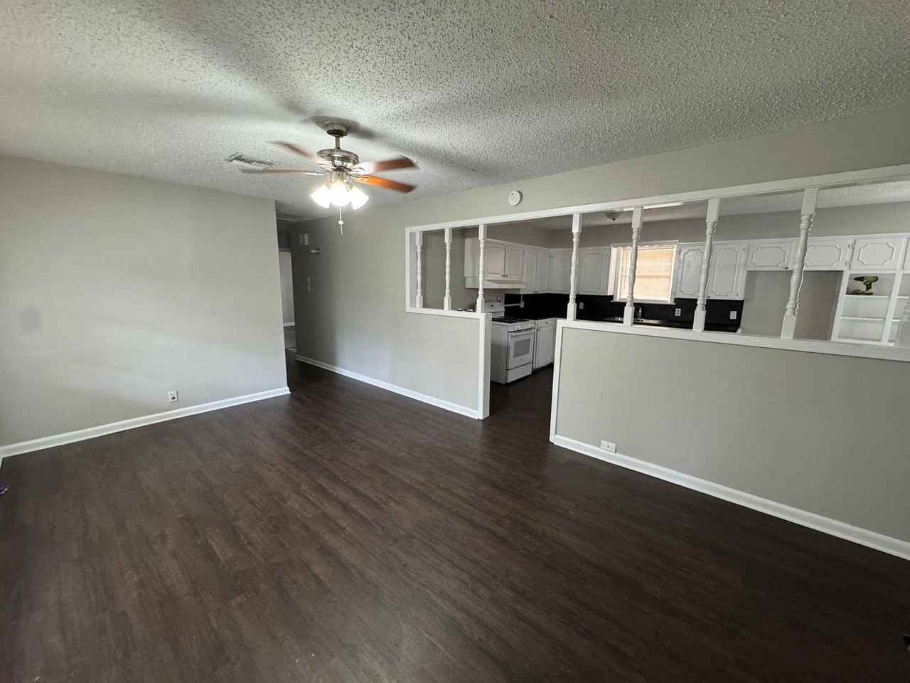 1814 Cambridge St - Photo 2 of 11