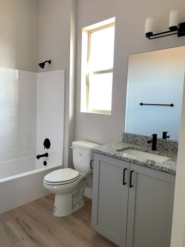 1228 W Felter Dr - Photo 2 of 19