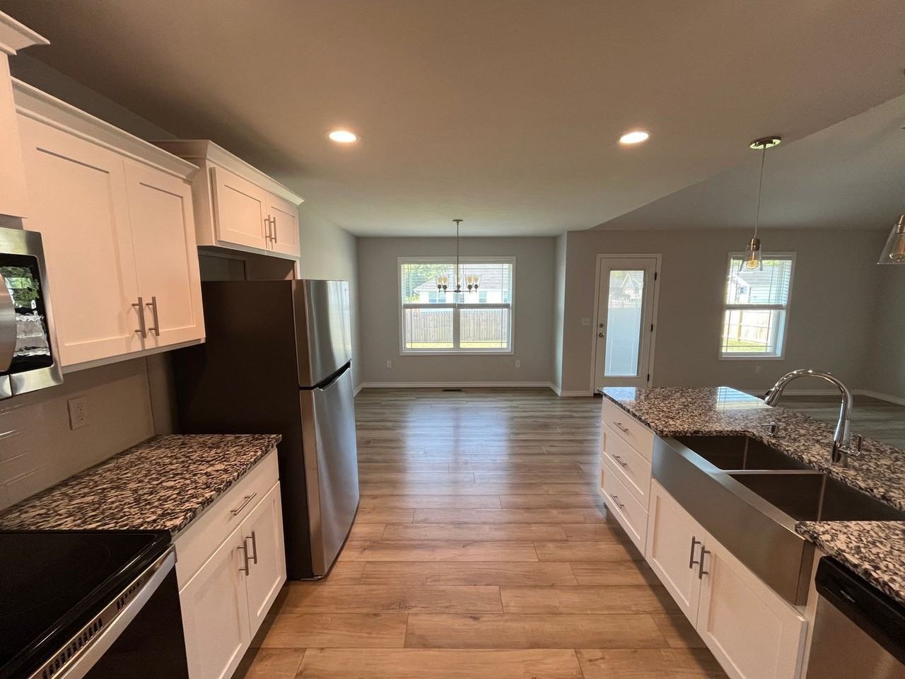 4384 W Riley St - Photo 7 of 18