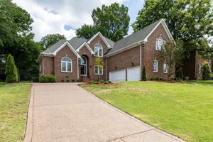 featured image of 1712 Charity Dr