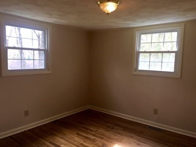 167 Mount Carmel Rd - Photo 3 of 18
