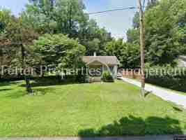featured image of 1621 Burdette Ave