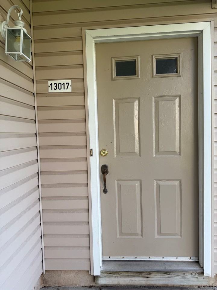 13017 Bennett Pl - Photo 2 of 21