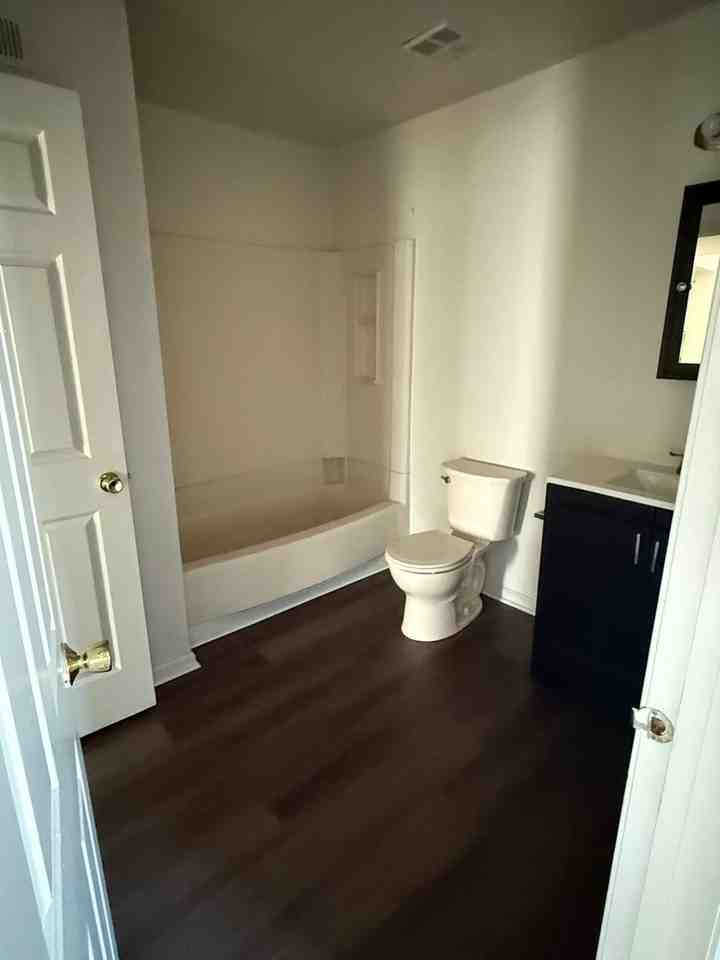 13017 Bennett Pl - Photo 6 of 21