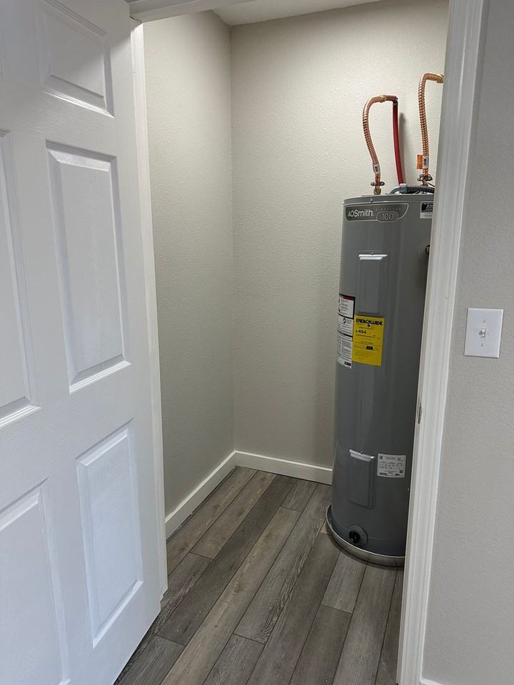 Hwy 63 N Bono Apartments - Photo 4 of 10