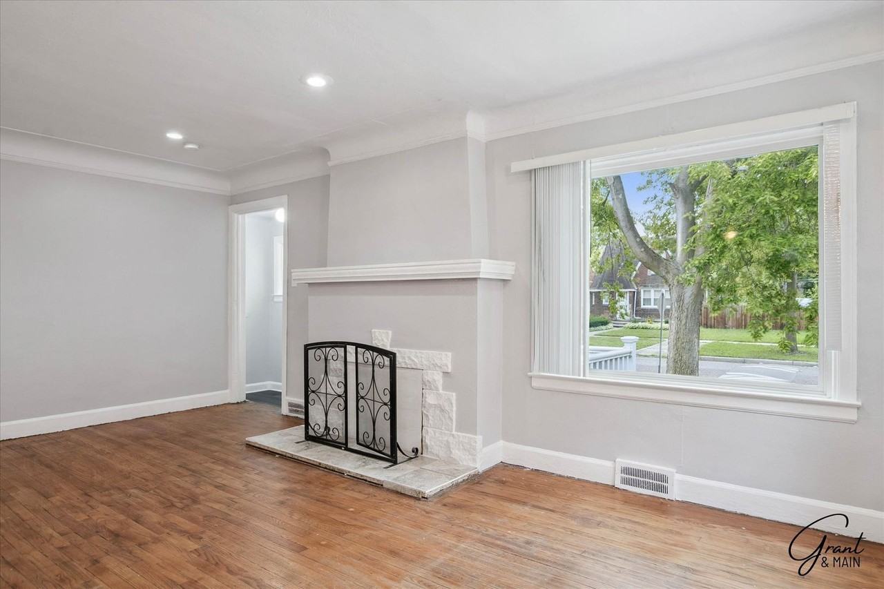 9610 Asbury Park - Photo 7 of 24